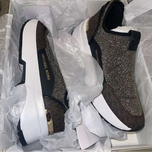 Michael Kors Slip On Sneakers - Picture 4 of 5